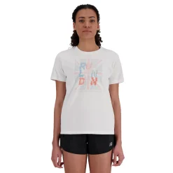 New Balance London Edition Graphic Damen T-Shirt - SS24