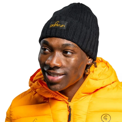 Parkrun Apricot Knitted Beanie-Mütze